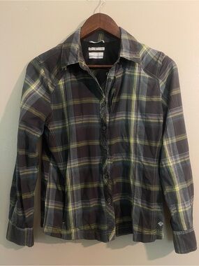 Women’s Casual Plaid Button-Down Shirt - Blue and Green Plaid, size S